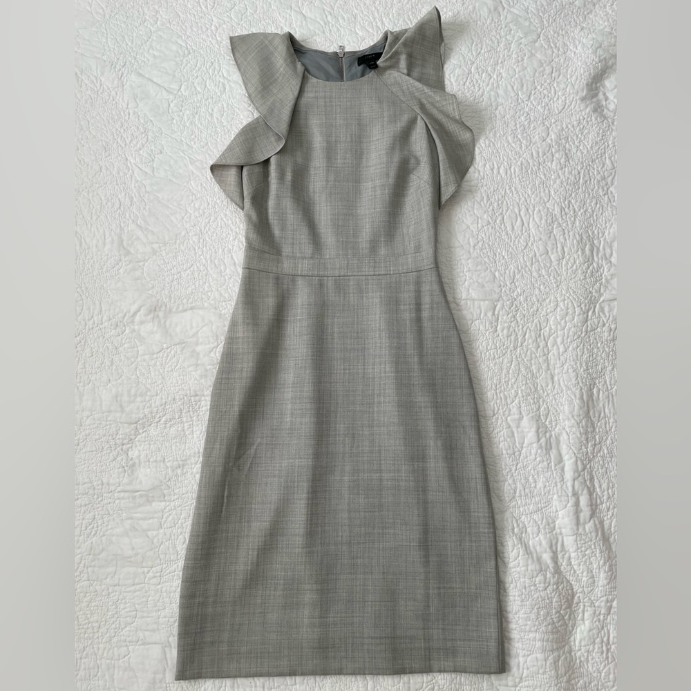 J Crew Suiting Dress with Ruffled / Fluttered Arm Details size 000 Brand NWT